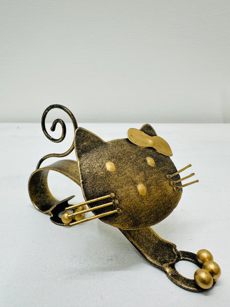 front view of metal baby kitty