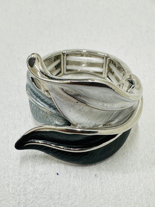 Penna Ring - Grey & White  ~ ALL JEWELLERY 3 FOR 2