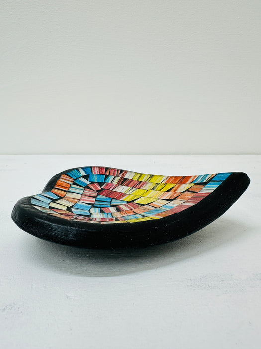 side view mosaic heart bowl