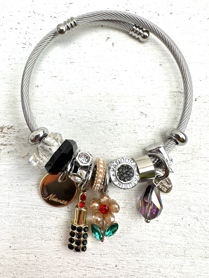 Bracelet £15