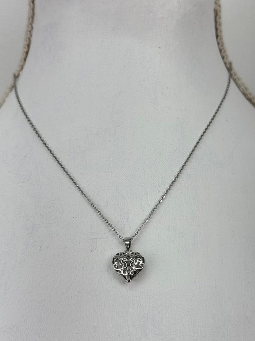 Cuore Necklace