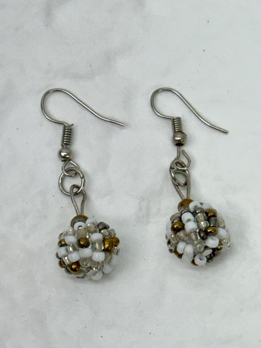 Alia Earrings - White & Silver Mix