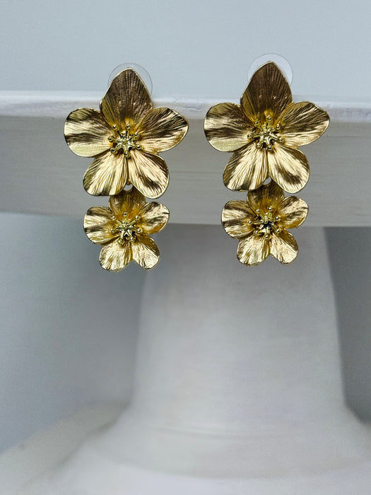 Agnes Earrings ~ Gold