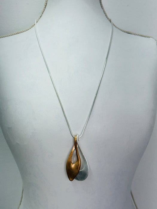 Fileda Necklace