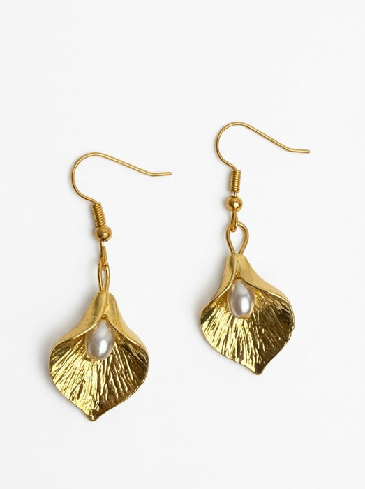 Short Calla Lily Earrings - Gold