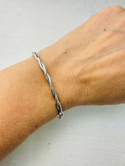 Delta Bracelet ~ ALL JEWELLERY 3 FOR 2