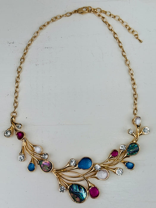 Hema Necklace