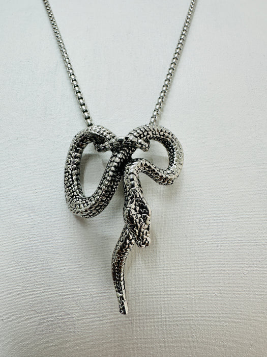 Nagas Necklace ~ ALL JEWELLERY 3 FOR 2
