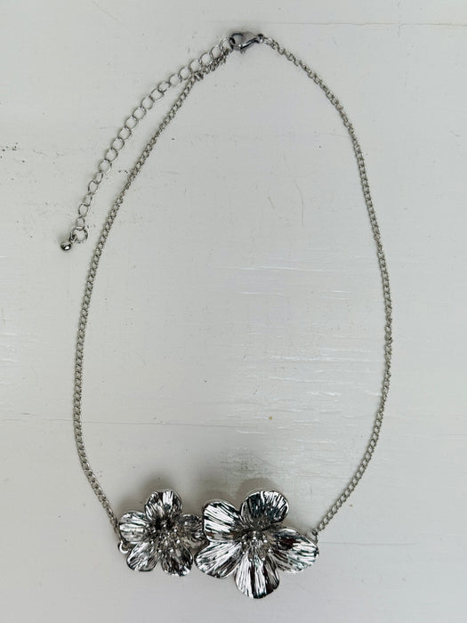 Leilani Necklace - Silver