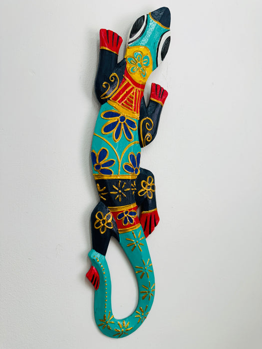 Wood Hand Carved Gecko - Medium