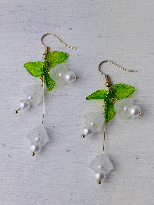 Lilian Earrings- White ~ ALL JEWELLERY 3 FOR 2