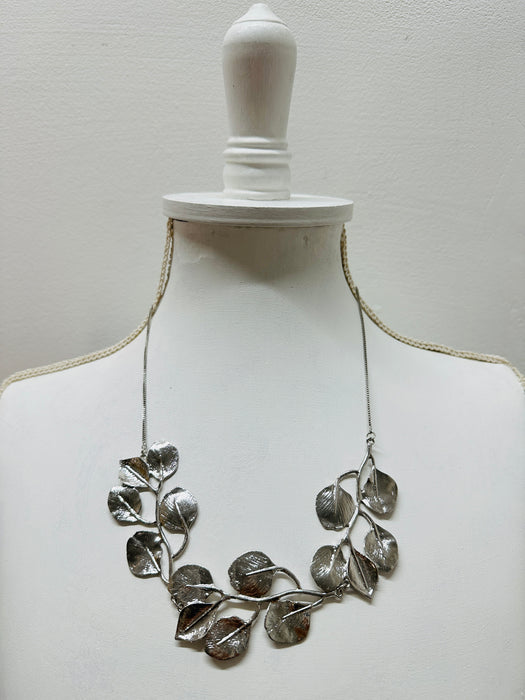 Leda Necklace - Silver ~ ALL JEWELLERY 3 FOR 2