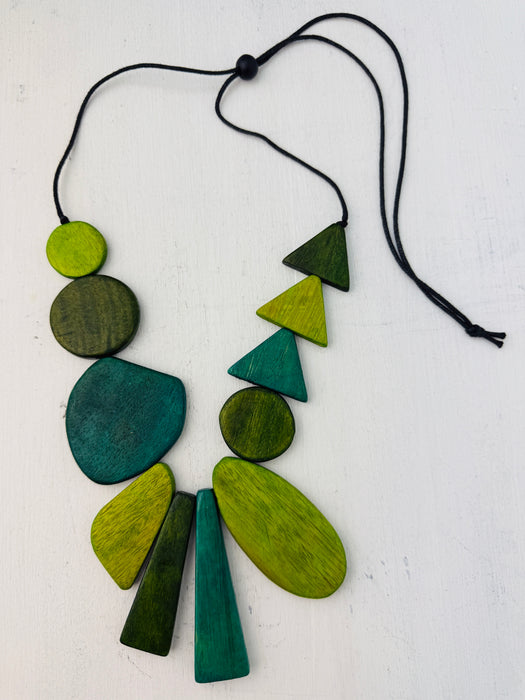Marilla Necklace- Green  ~ ALL JEWELLERY 3 FOR 2