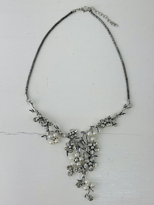 Regina Necklace - Silver