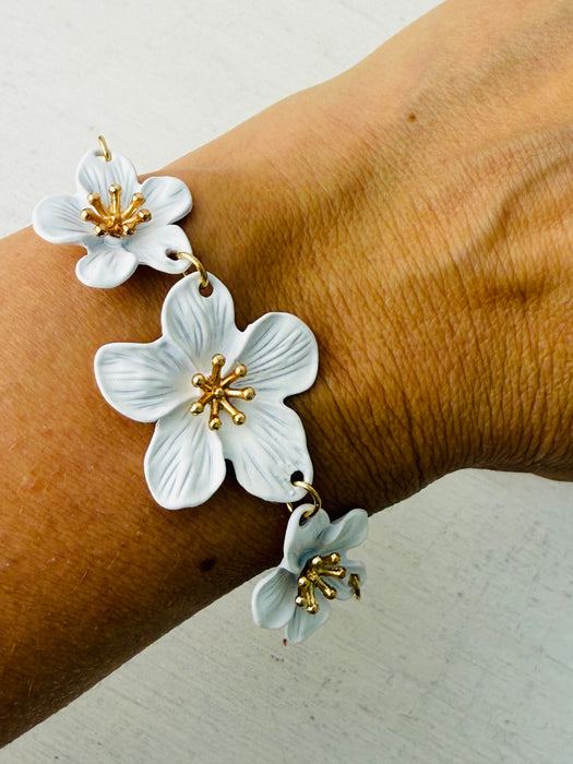 Agnes Bracelet - White ~ ALL JEWELLERY 3 FOR 2