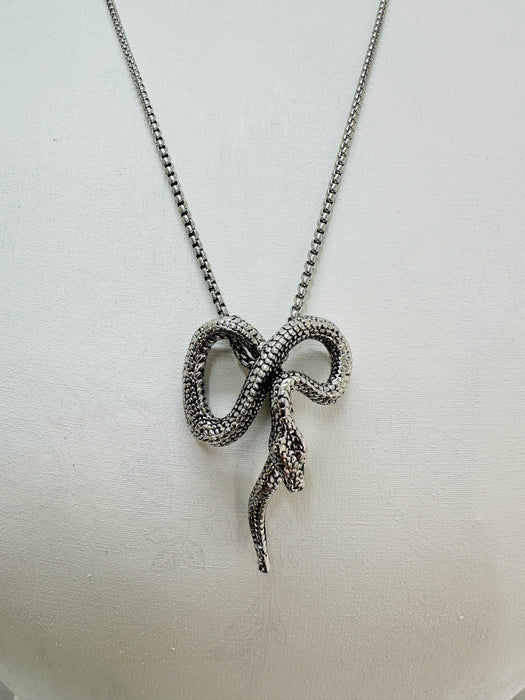 Nagas Necklace ~ ALL JEWELLERY 3 FOR 2