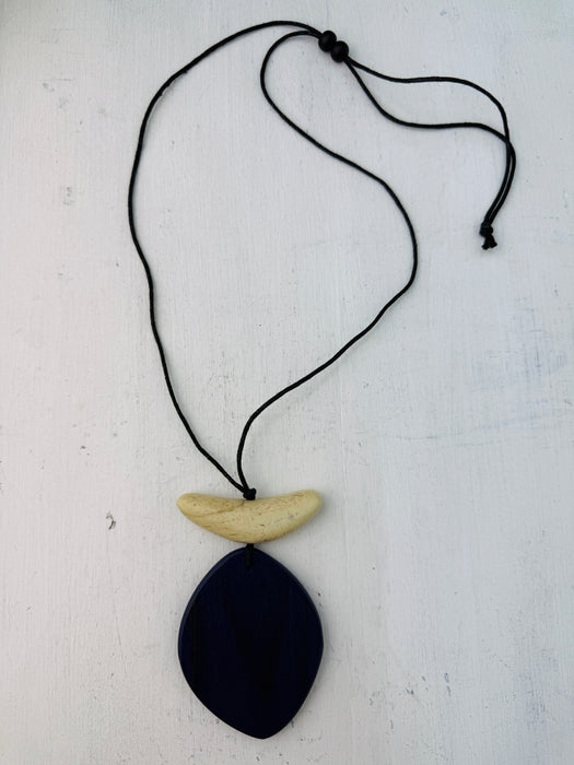 Beta Necklace - Blue  ~ ALL JEWELLERY 3 FOR 2