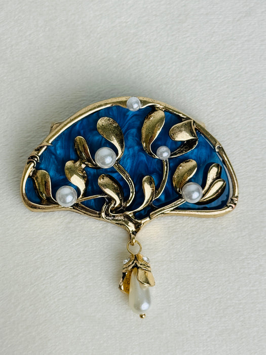 Folding Fan Brooch
