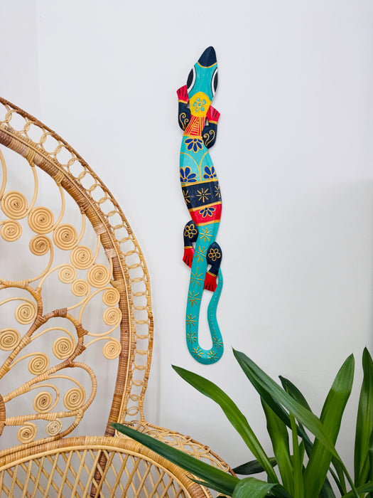 Wood Hand Carved Gecko - Large
