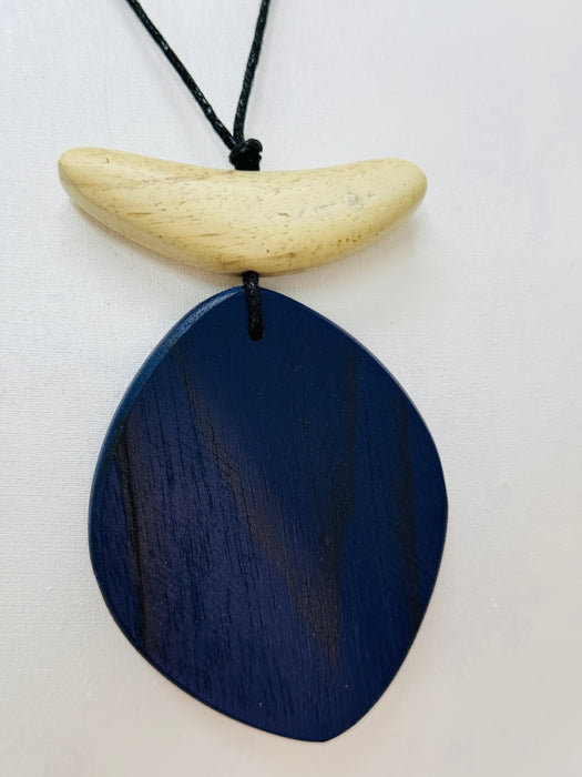Beta Necklace - Blue  ~ ALL JEWELLERY 3 FOR 2