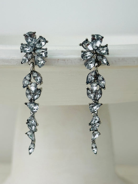 Ria Earrings