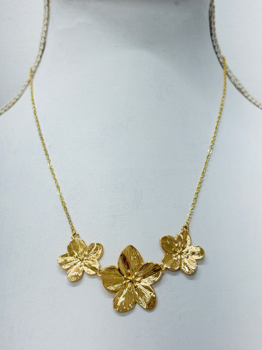 Agnes Necklace - Gold