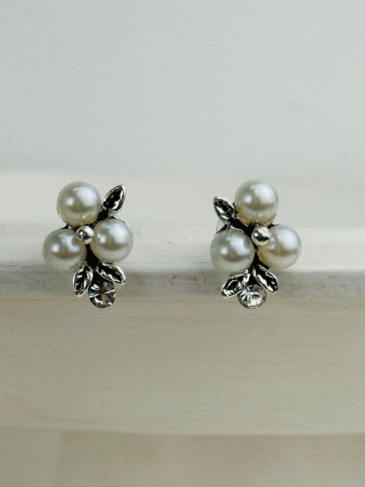 Regina Earrings - Silver