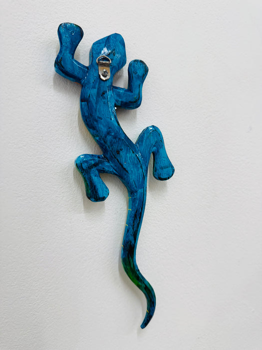 Medium Blue Crazy Gecko