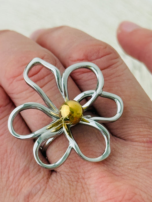 Aveline Flower Ring