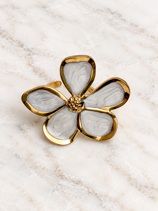 Pearl White Flower Ring