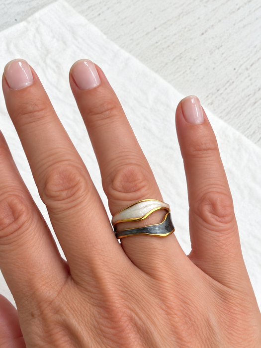 Black & White Ring