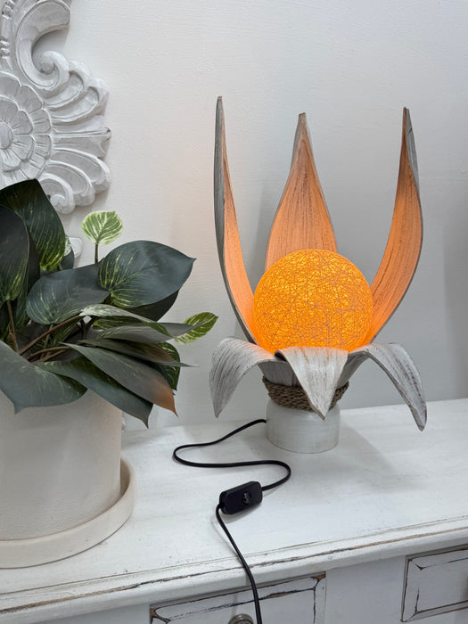 Large Coco Palm Spire Lamp - White Wash