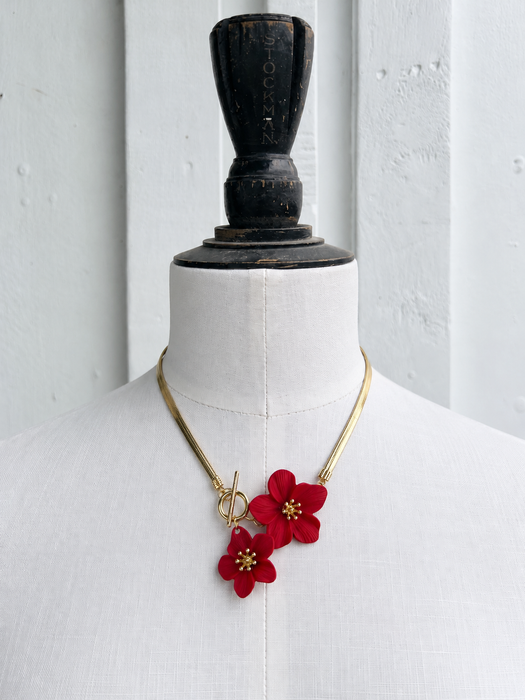Scarlet Necklace - Red