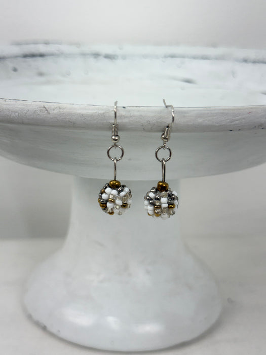 Alia Earrings - White & Silver Mix