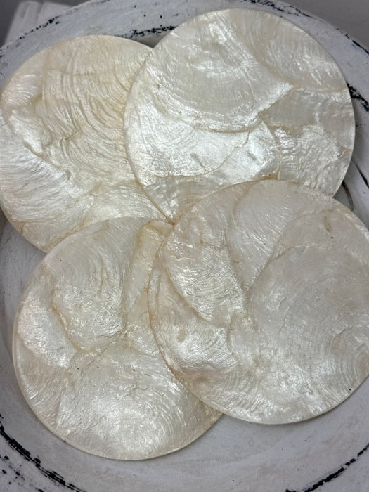 Round Pearl Shell Coaster