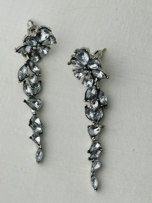 Ria Earrings