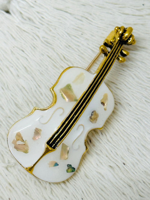 Violinenbrosche