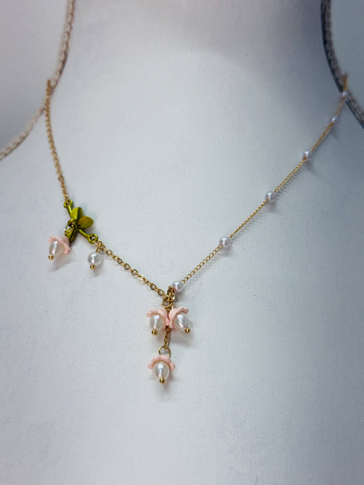 Lilia Necklace
