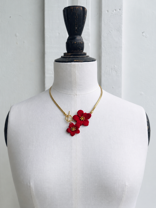 Scarlet Necklace - Red