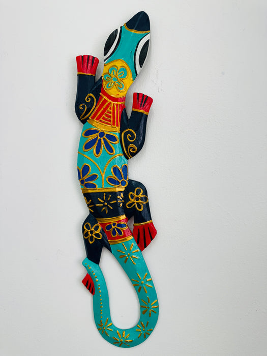 Wood Hand Carved Gecko - Medium