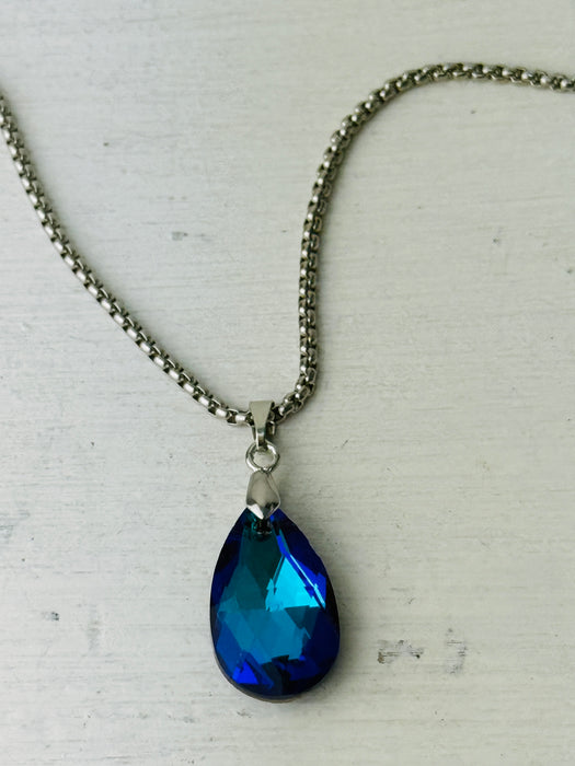 Teardrop Necklace - Ocean Blue ~ ALL JEWELLERY 3 FOR 2