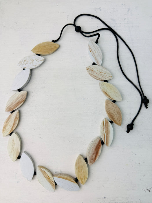 Phydilla Necklace - White Wash  ~ ALL JEWELLERY 3 FOR 2