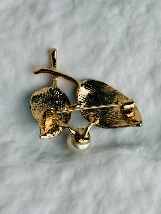 Green Leaf Brooch