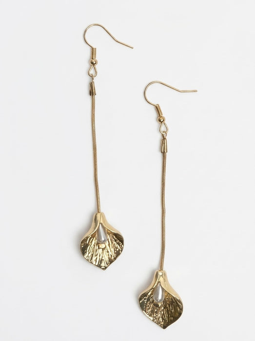 Long Calla Lily Earrings - Gold