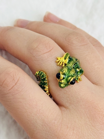 Gecko Ring