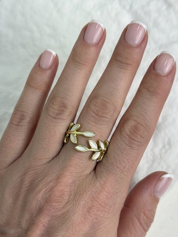 Olive Leaf Ring