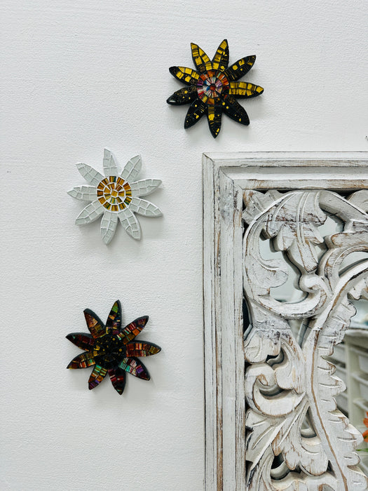 A handmade and hand painted mosaic glass daisy flower on a mdf base.