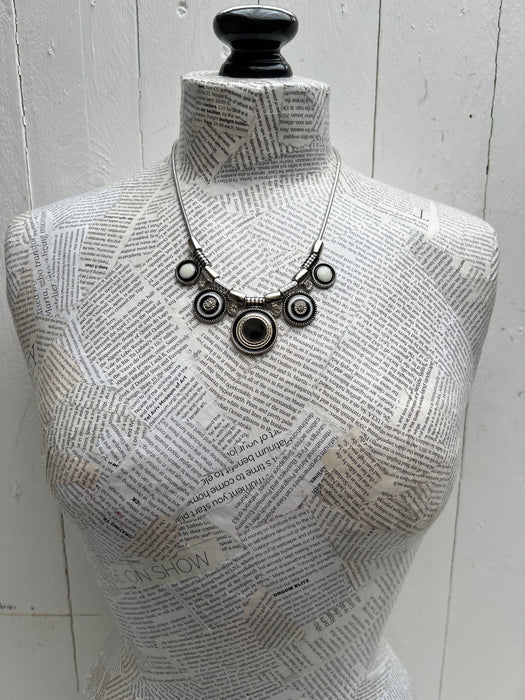 Reine Necklace- Black ~ ALL JEWELLERY 3 FOR 2