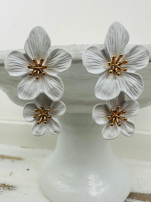 Agnes Earrings - White ~ ALL JEWELLERY 3 FOR 2