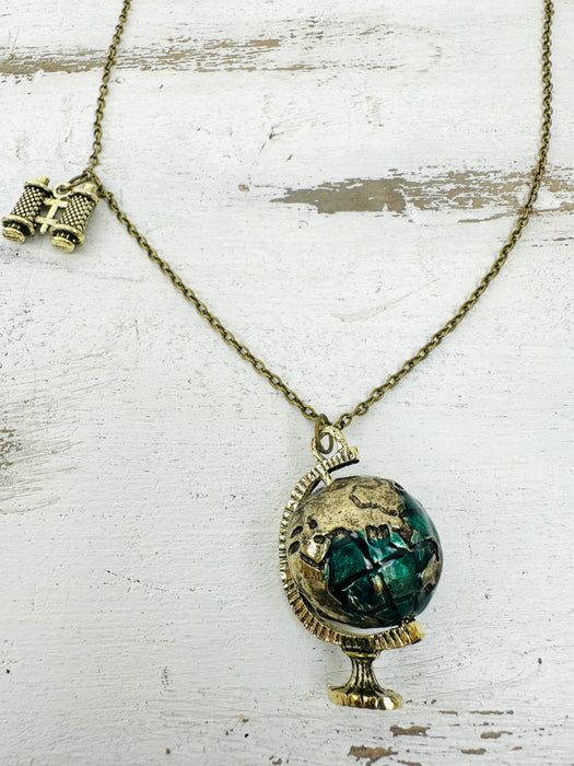 Vintage Globe Necklace ~ ALL JEWELLERY 3 FOR 2